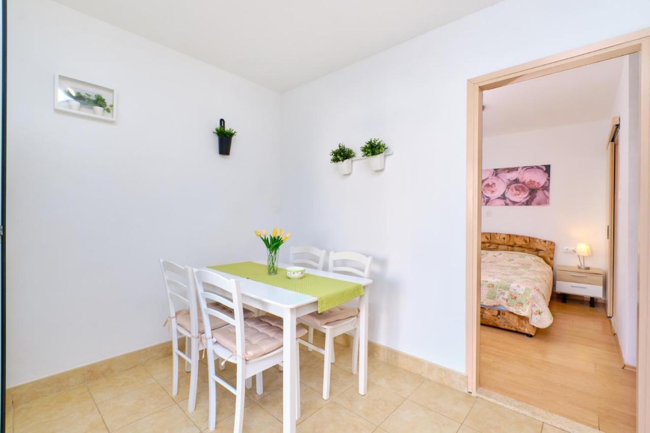 Apartments Vanda Mali Lošinj Exterior foto