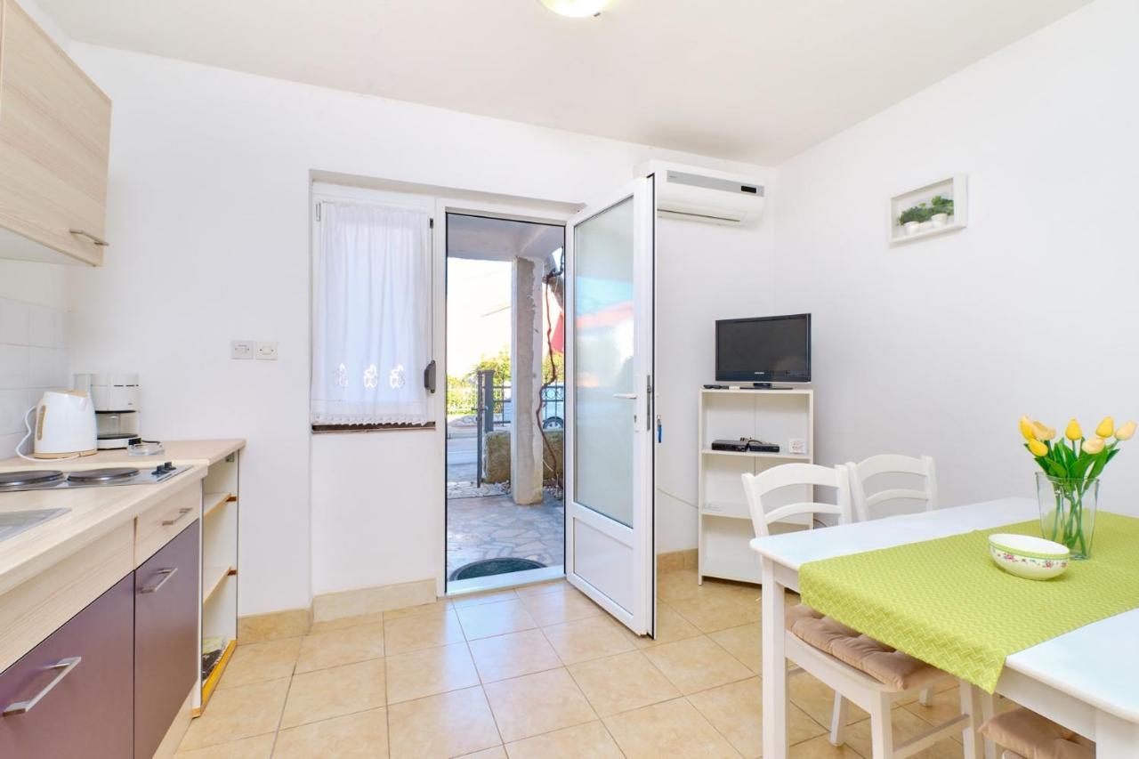 Apartments Vanda Mali Lošinj Exterior foto
